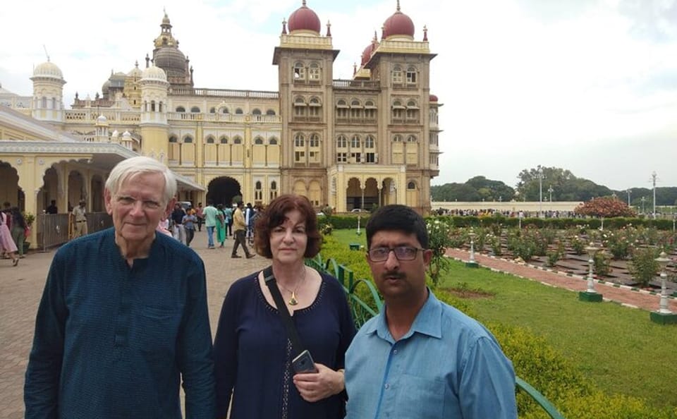 Karnataka Cultural Tour: Hubli to Hampi and Mysore