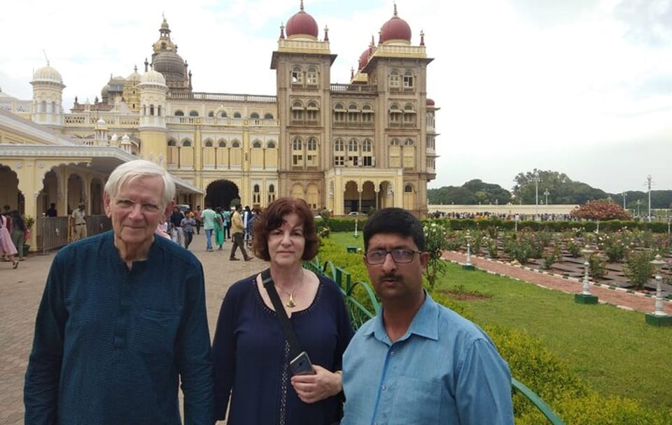 Karnataka Cultural Tour: Hubli to Hampi and Mysore