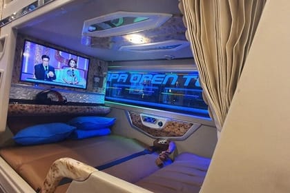 Sapa Trek 2 Days Tour from Hanoi by CABIN BUS & HOTEL OVERNIGHT