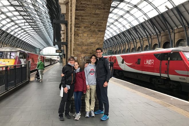 Private transfers between Gatwick - King's Cross & St Pancras Train Stations 7