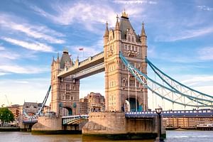 Wonders of London Bridge: Outdoor Escape Game