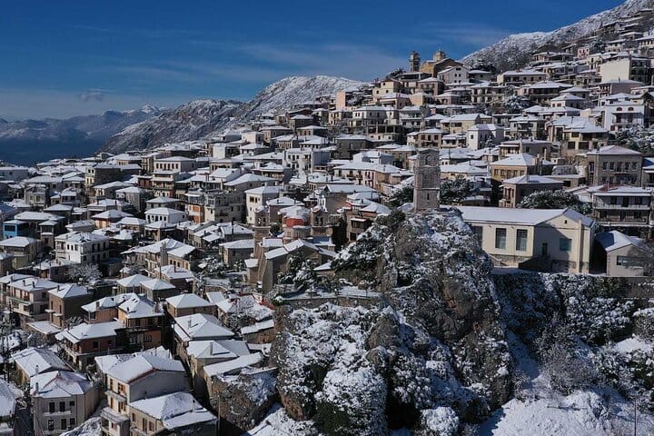 Private Transfer from Athens to Arachova 4