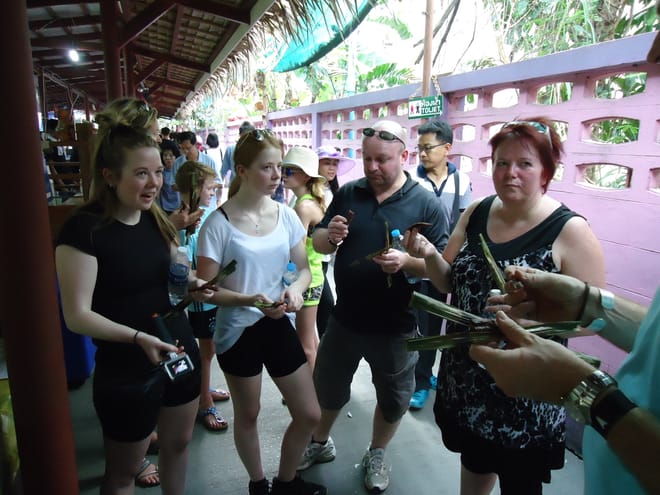 ABC Weekend &amp; Local Floating Market tour 6