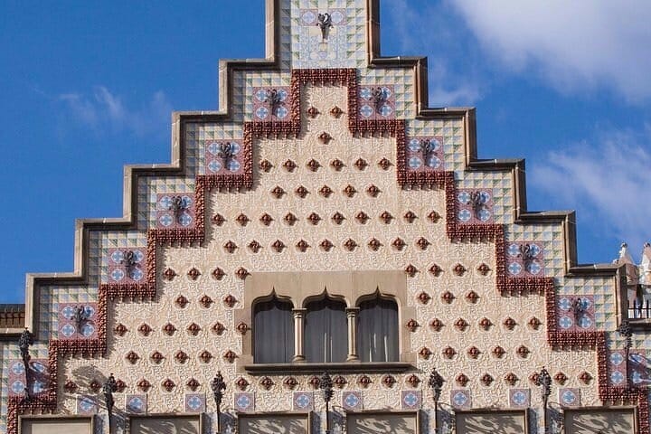 Gaudi Masterpiece: Casa Batlló with Expert Guide and STL Tickets 7