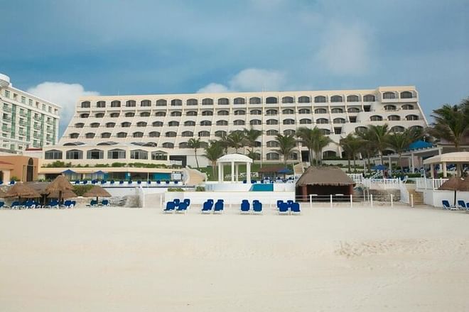 Golden Parnassus All Inclusive Resort & Spa Cancun