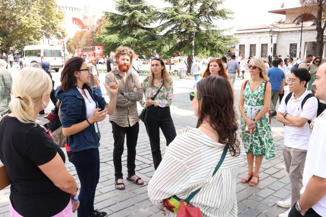 Blue Mosque, Sultanahmet Old Town & Hippodrome Guided Tour 4
