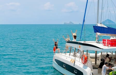 Yacht Sailing and Snorkeling Tour in Nha Trang, Vietnam