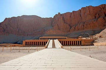 Full-Day Guided Bus Tour from Hurghada to Luxor's Highlights