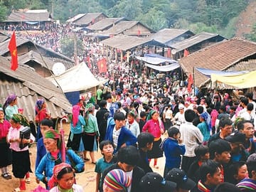 SAPA BY BUS 2D1N NIGHT BAC HA MARKET (OVERNIGHT IN HOTEL, ONLY SATURDAY