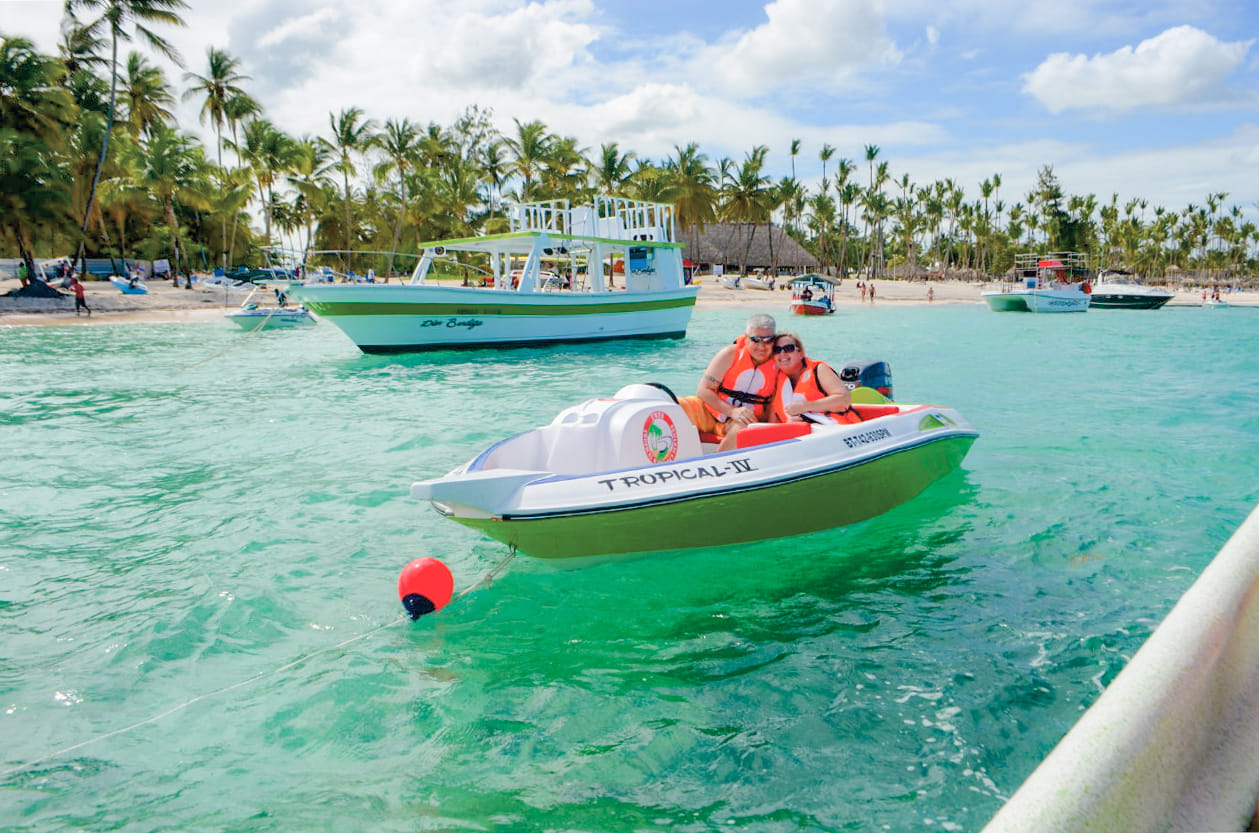 Speed Boat and Snorkeling in Punta Cana 7