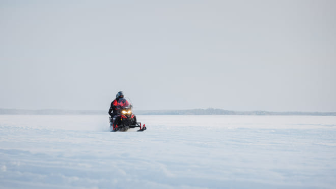 2-Hour Snowmobile Safari 4