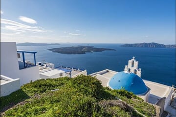Private Custom Tour of Akrotiri and Firostefani in Santorini