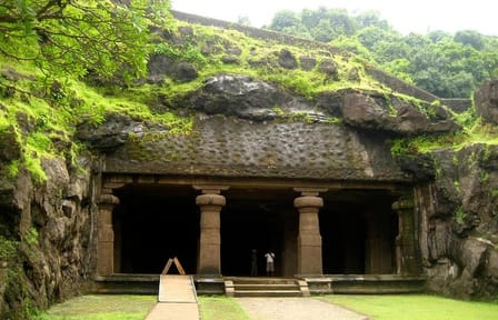 Elephanta Caves with Bollywood Tour in Mumbai