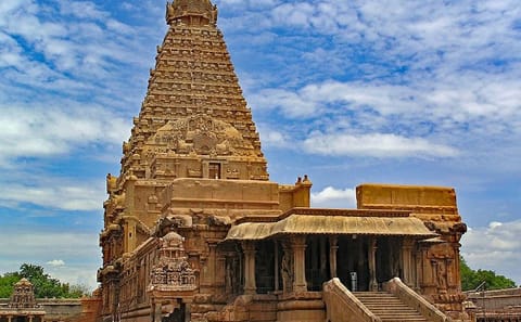 Cultural Tour of Ajanta Caves and Alappuzha Backwaters