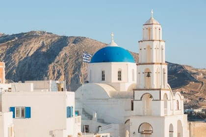 Santorini Traditional Villages and Akrotiri Excavations