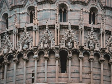 Pisa Full Day Cultural Tour with Photography Opportunities