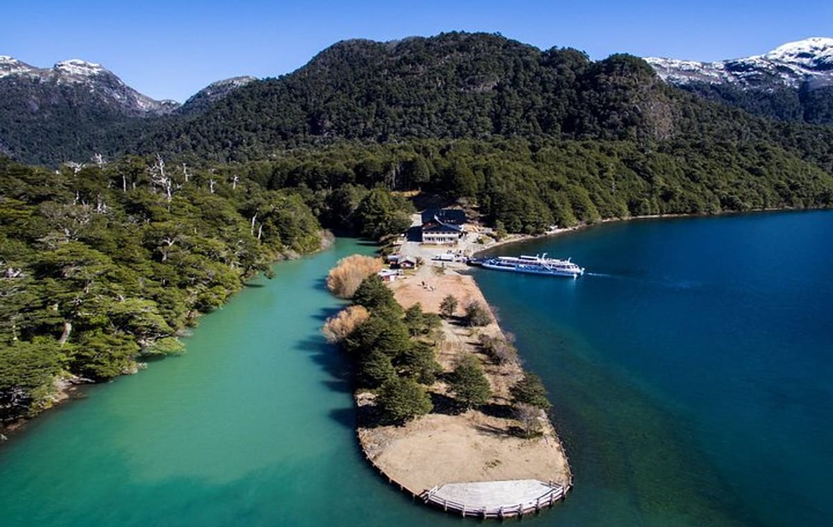 14-Day Trip in Chile and Argentina with Lake Crossing