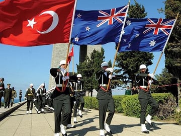 Under the Southern Cross Anzac Day in Gallipoli