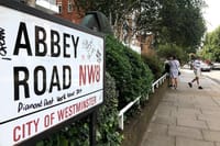 Half Day Traditional Private London Tour by Walking & Public Transportation 6