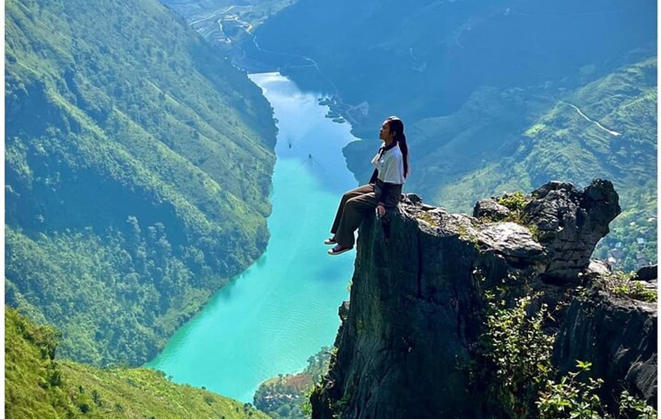 2 Days Private Ha Giang Loop Motorbike Adventure