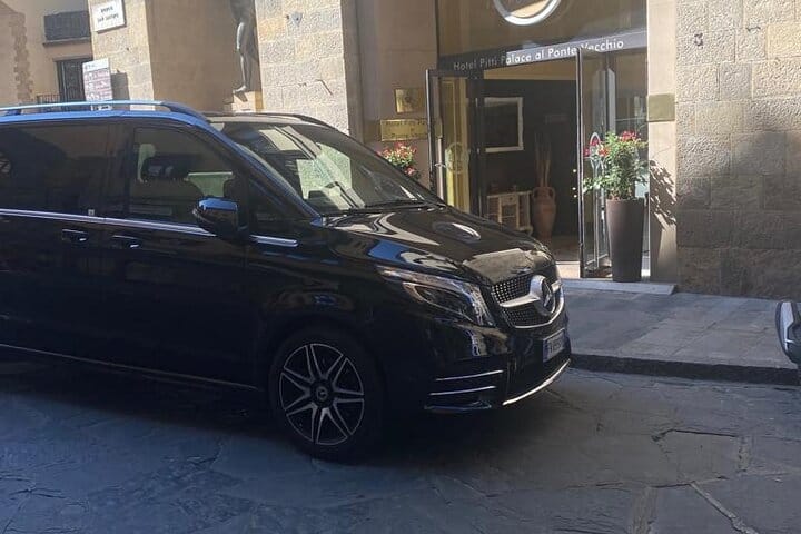 Wine Tastings and Visit to 3 Cellars in Chianti with Lunch&Transfer 4