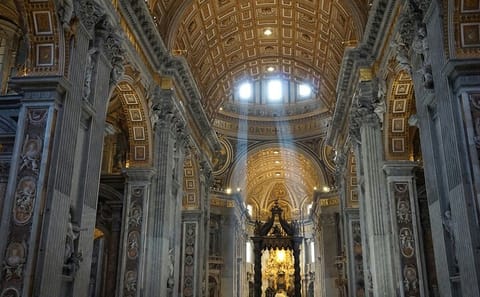 Guided Tour of Vatican Museums and Sistine Chapel in Rome