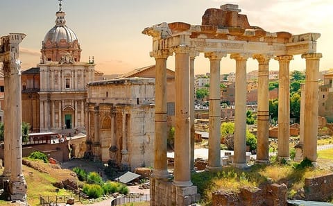 Guided Walking Tour of Rome's Hidden Historical Gems