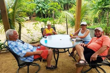 Family Eco Park Tour in Sandy Bay, Honduras