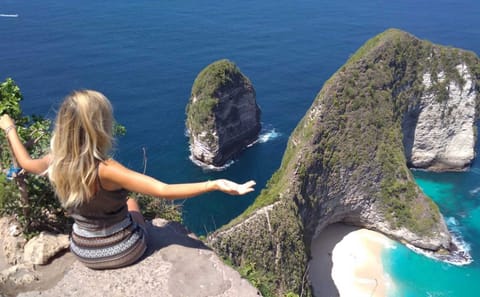 Private Car Tour of Nusa Penida's Stunning Beaches from Denpasar