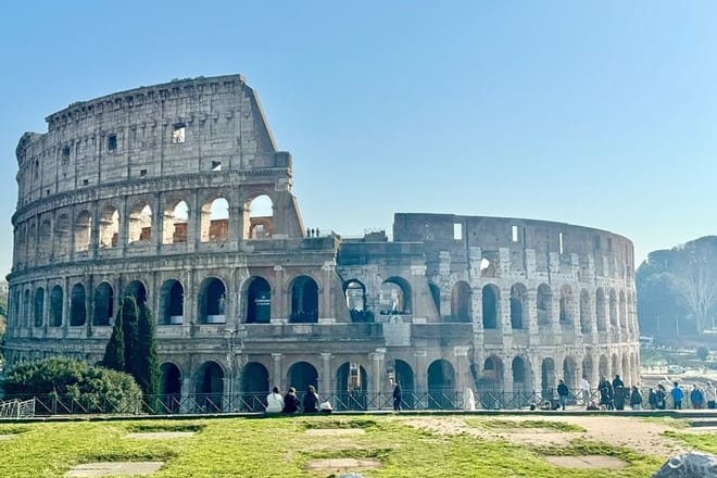 Rome Colosseum, Ancient Rome VIP  & Tiber River Boat Ride Tickets