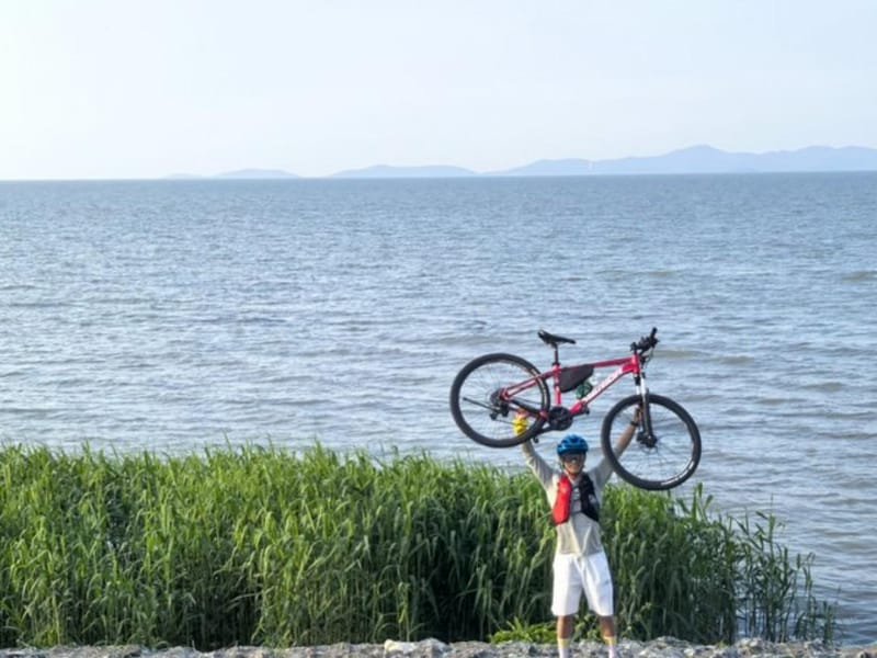 Shanghai: South Taihu Lake Sunset Cycling Tour