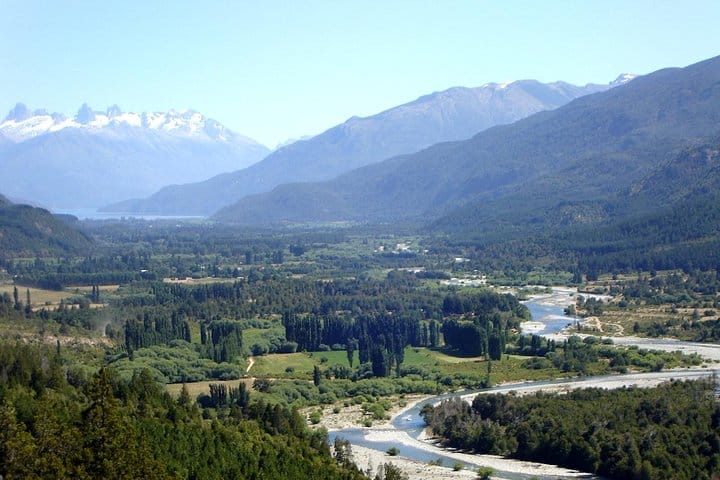 Explore El Bolson's nature