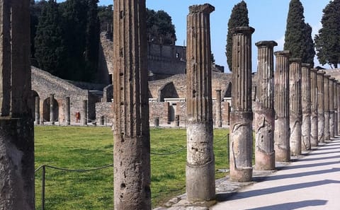 Atv and Guided Tour of Pompeii from Rome