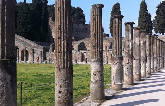 Day Trip from Rome to Pompeii