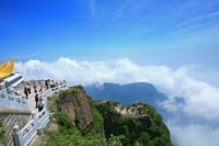 Mt Emei