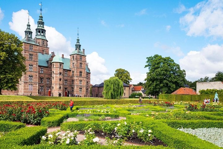 Private Copenhagen City Tour with Rosenborg Castle 3
