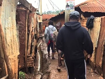 KIBERA SLUM TOUR