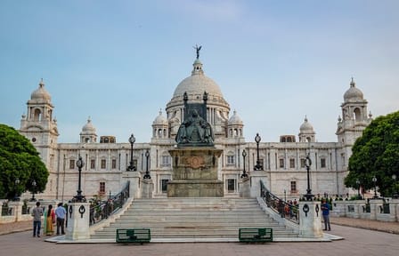 Kolkata to Bhubaneswar Cultural and Beach Tour
