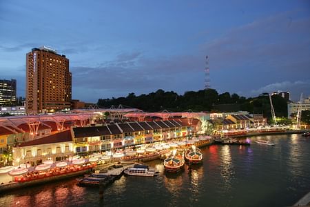 Singapore Night Extravaganza: River Cruise, Spectra & Rhapsody Shows, Satay Delights