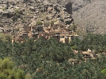 Day Trip Adventure to Jabal Shams and Wadi Nakhar, Oman