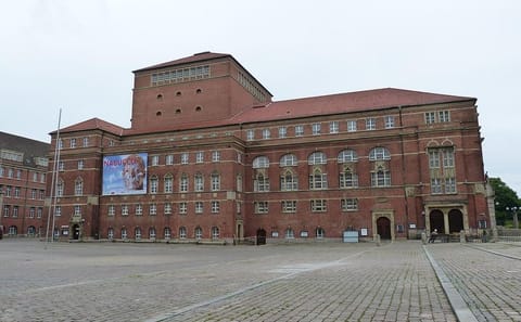 Private Historic Walking Tour of Kiel's Landmarks