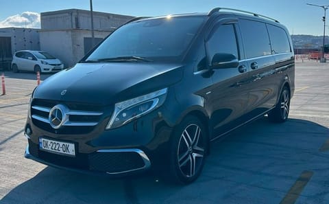 VIP Private Kazbegi Tour by Luxury Mercedes S and V Class