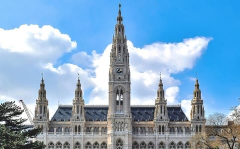 Walking Tour of Vienna's Christkindlmarkt Holiday Market