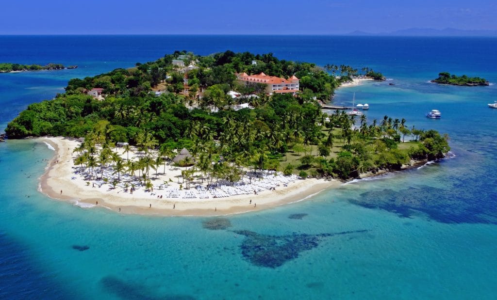 Samana: Cayo Levantado Tour with Beach 7