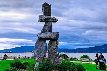 Cultural Walking Tour of Indigenous Traditions in Vancouver