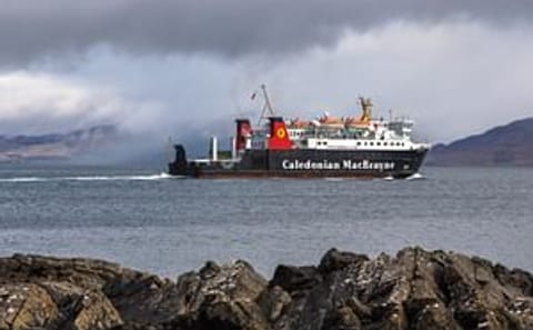 5-Day Adventure Tour of Isle of Skye and Loch Ness from Edinburgh