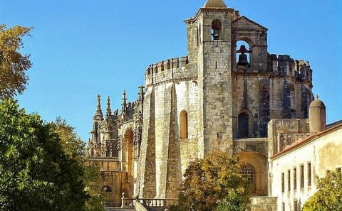 Private Walking Tour of Tomar's Convent of Christ