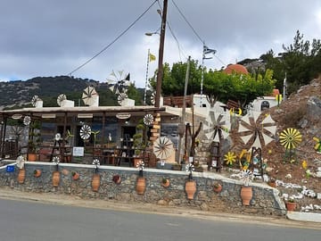 Private Tour of Knossos Palace, Zeus Cave, and Olive Oil Mill from Elounda