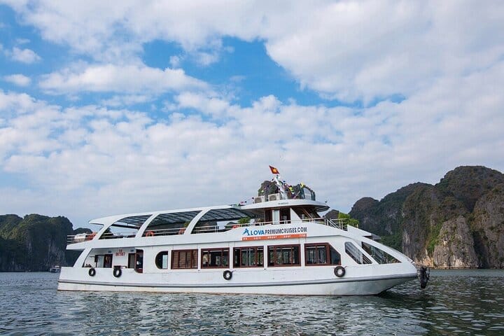 Halong 1 Day Tour From Hanoi with Scenic Seaplane & Luxury Cruise