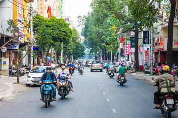 Half-Day Motorcycle Tour of Ho Chi Minh City's Markets
